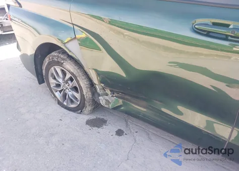 2021 Toyota Sienna Le из США, поврежденный, VIN 5TDKSKFCXMS023790